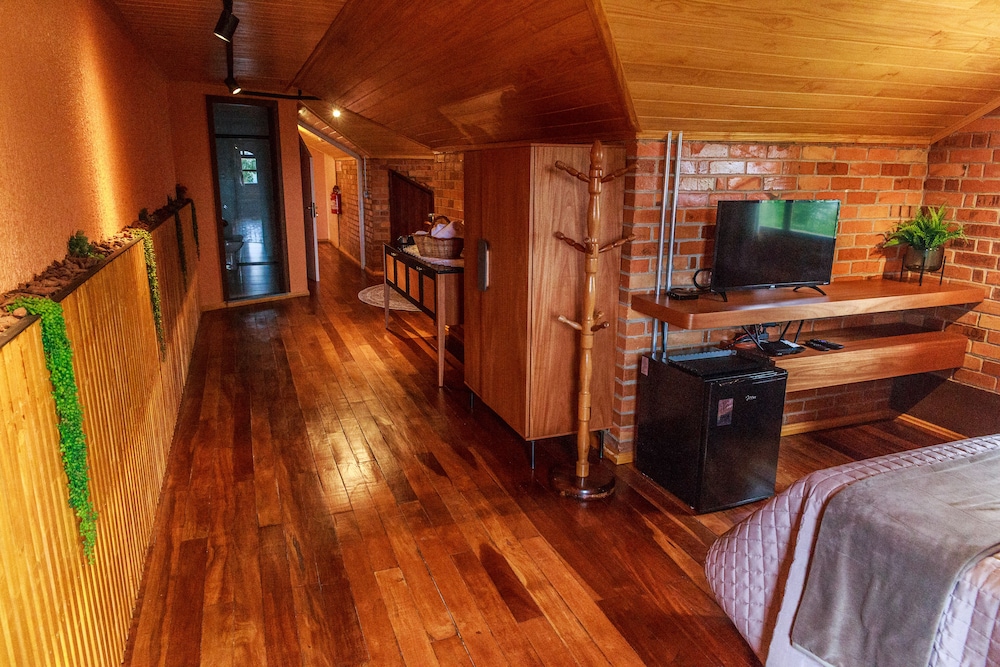 Deluxe Double Room, Garden View photo 2