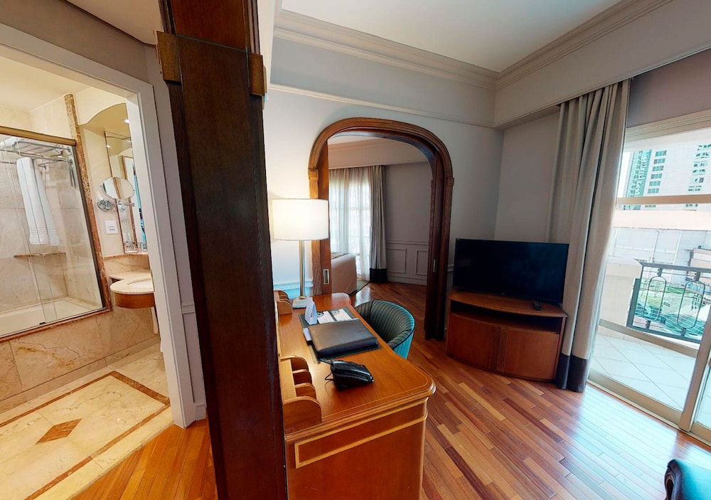 Premium Suite - Photo 3