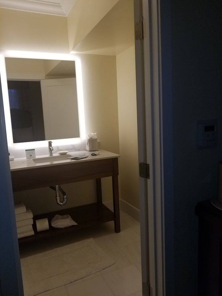 Deluxe Room, 2 Queen Beds (Grande Queen/Queen) - Photo 5