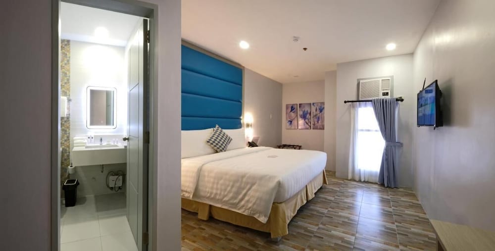 Standard Room photo 2