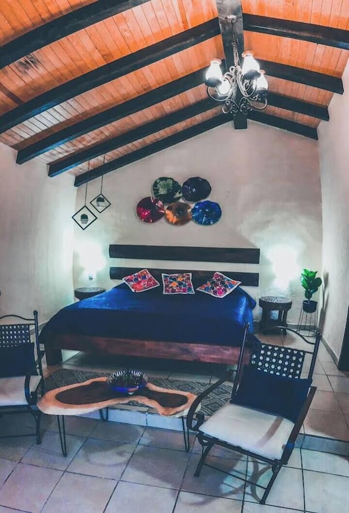 Romantic Cabin photo 2