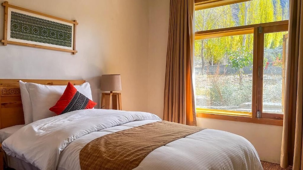 Deluxe Double Room, Mountain View photo 3