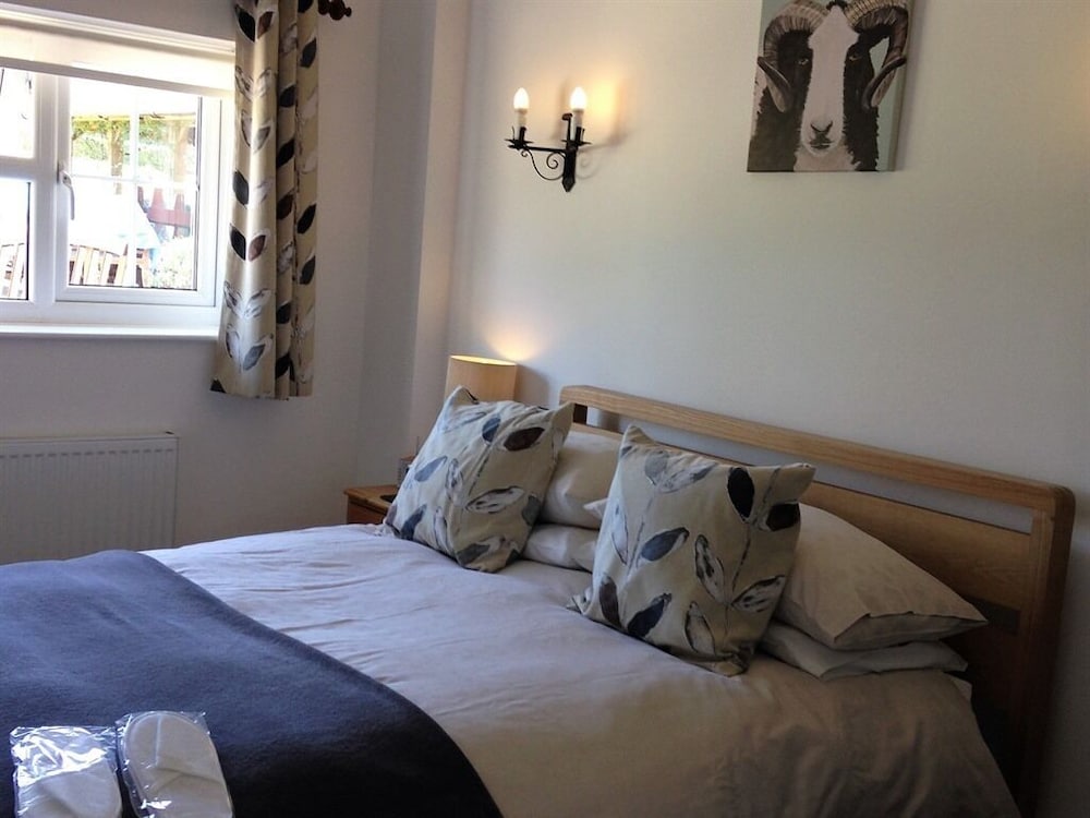 Standard Double Room, Ensuite photo 2