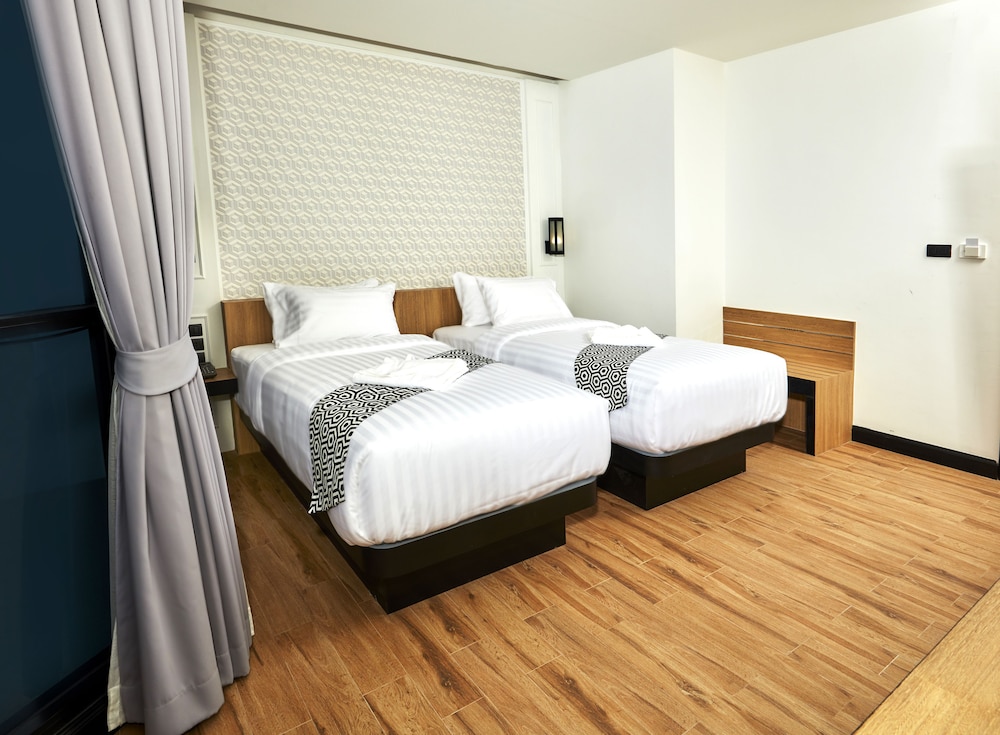 Deluxe Twin Room photo 1