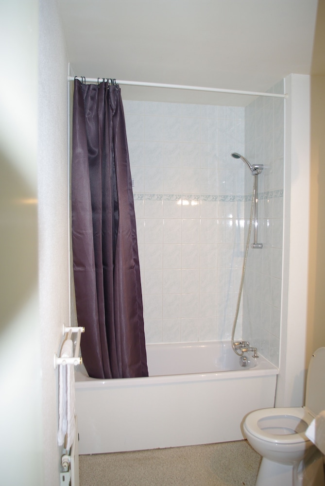 Standard Double Or Twin Room photo 3