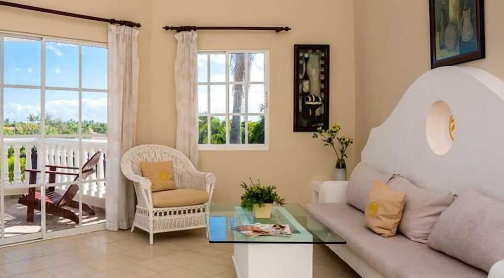 Residence Suite, One Bedroom photo 3