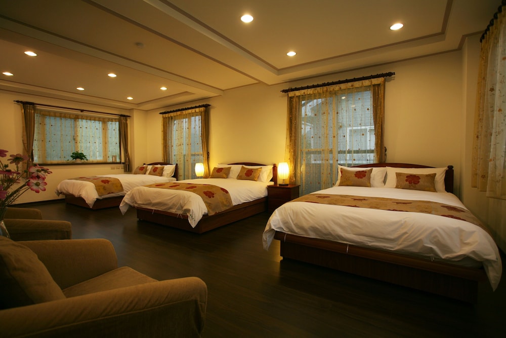 Family Suite (6PAX) photo 1