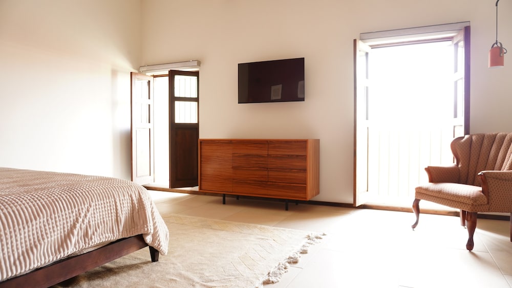 Comfort Room photo 2