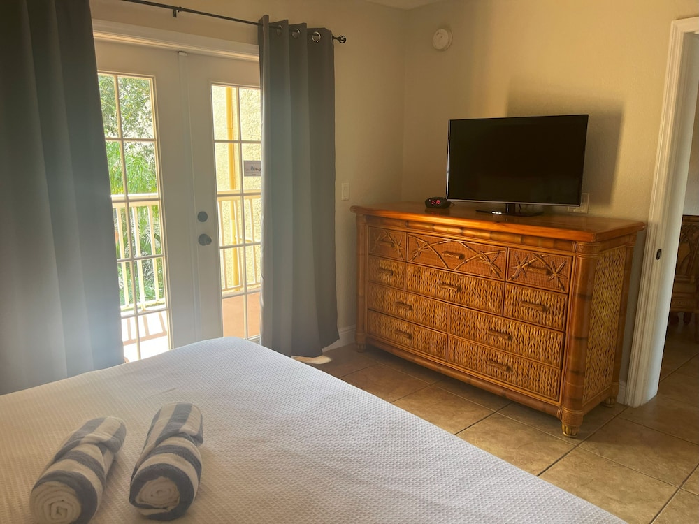 Basic Suite, 1 Queen Bed photo 3
