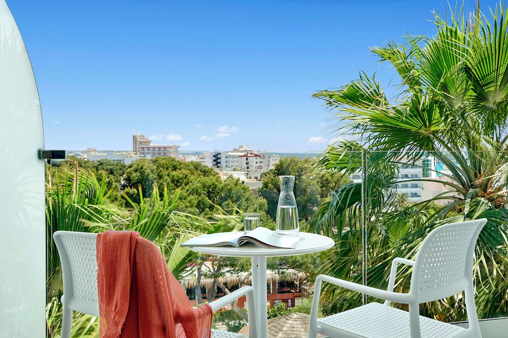 Double Room, Balcony (Priority Location)