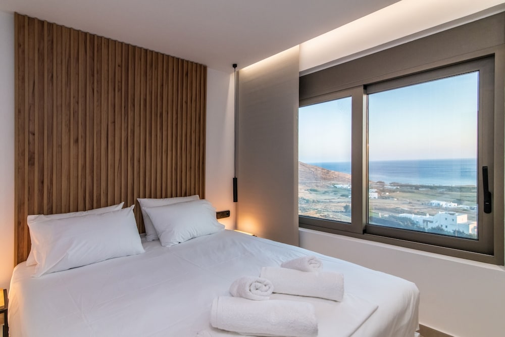 1Bedroom Suite with sharing pool