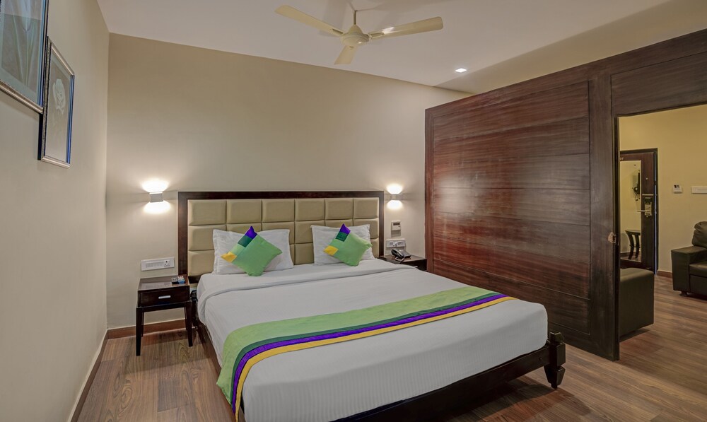 Premium Double Room photo 2