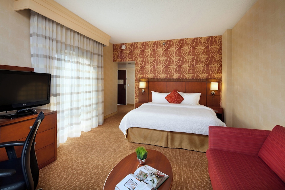 Room, 1 King Bed - Photo 1