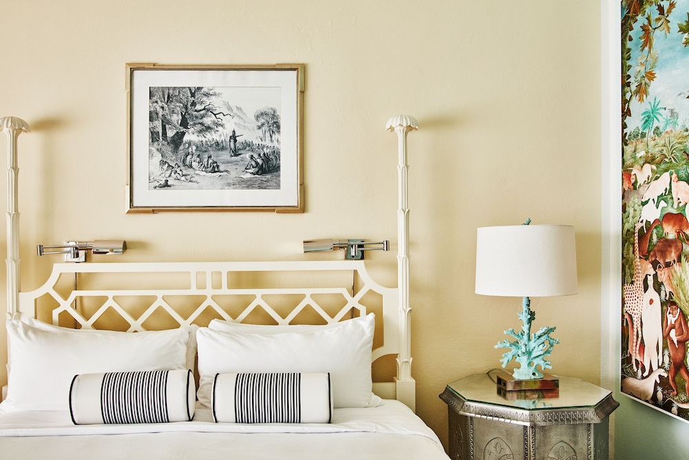 Corner Ocean View Premium King photo 1