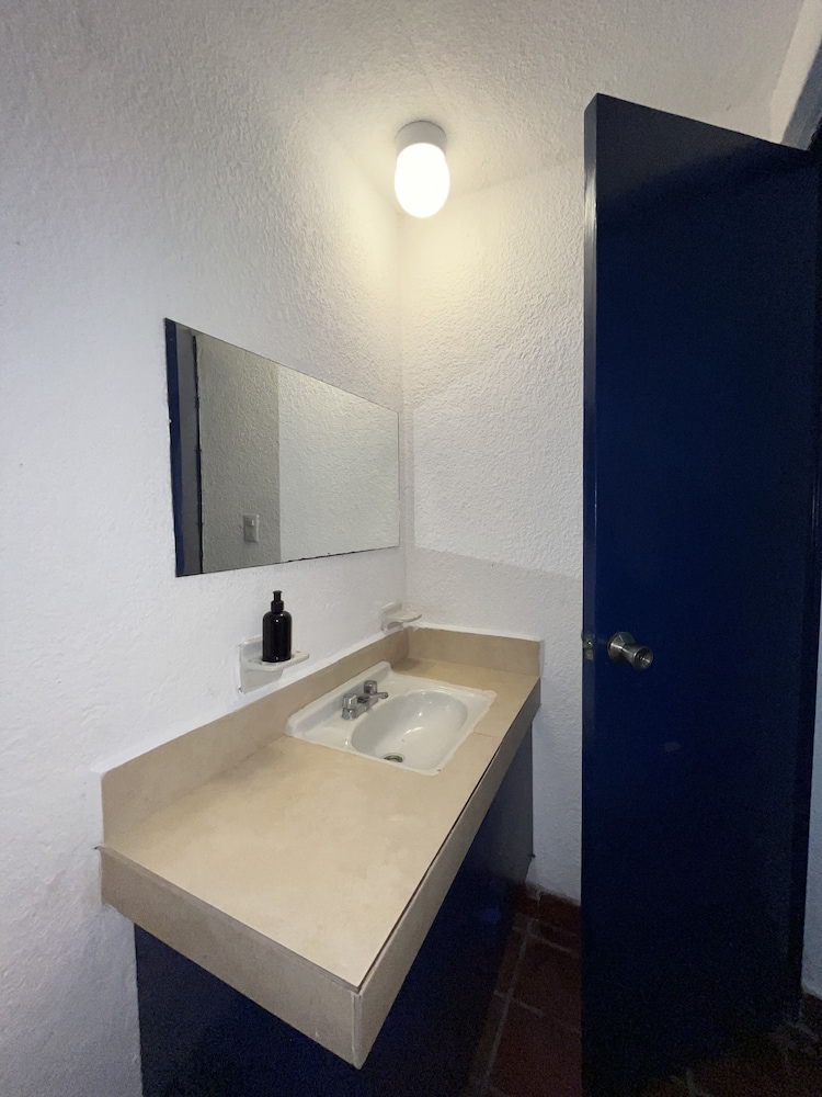 Economy Apartment photo 2