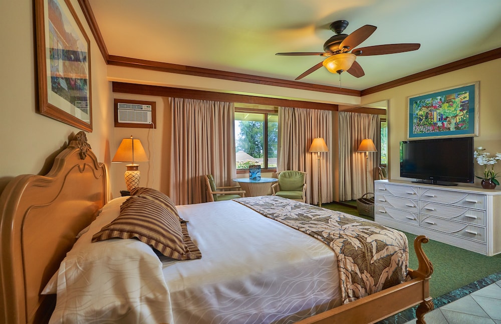 Suite, 1 King Bed (Soaking Tub, No Resort Fee, Breakfast) - Photo 4