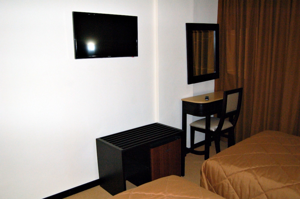 Standard Twin Room photo 3