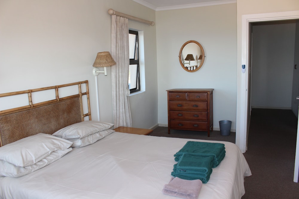 Apartment, 1 Bedroom (Non Sea Facing) photo 1