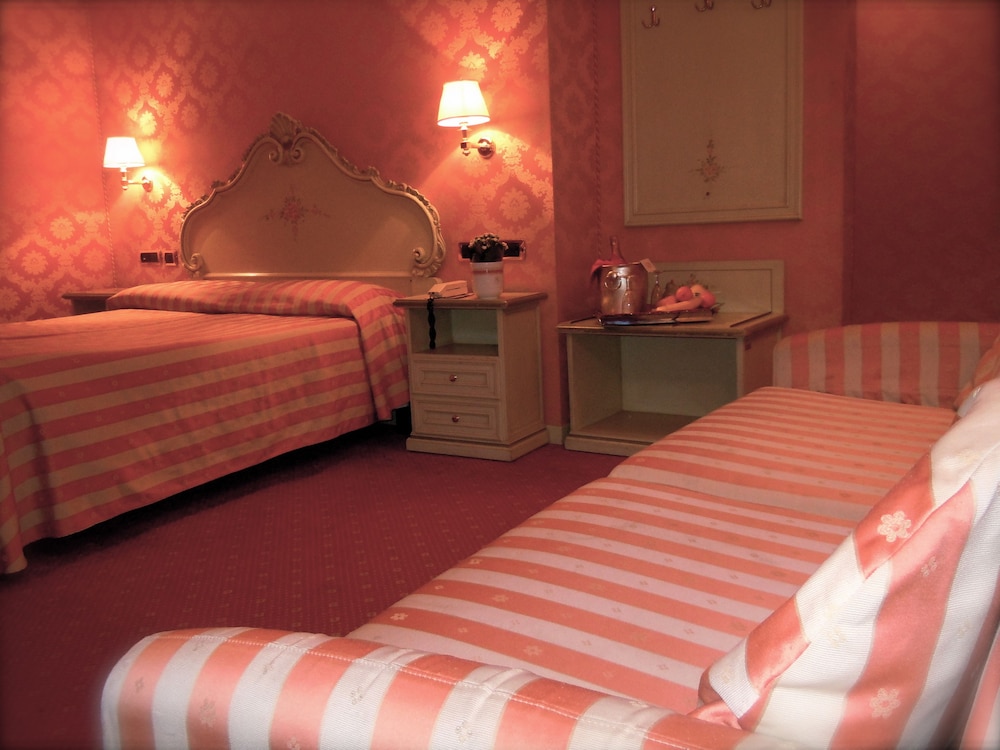 Quadruple Room photo 2