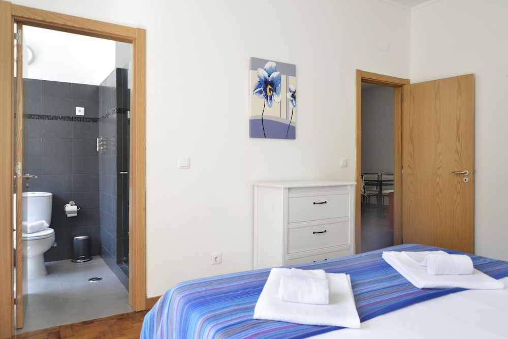 Apartment, 2 Bedrooms (Oeiras 3)
