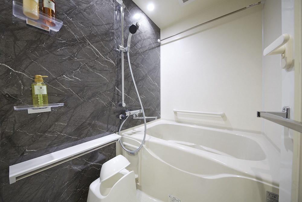 Deluxe Japanese King Room photo 2
