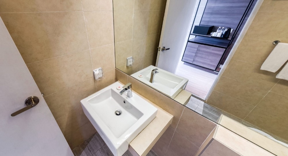Deluxe Double Room, 1 King Bed - Photo 6