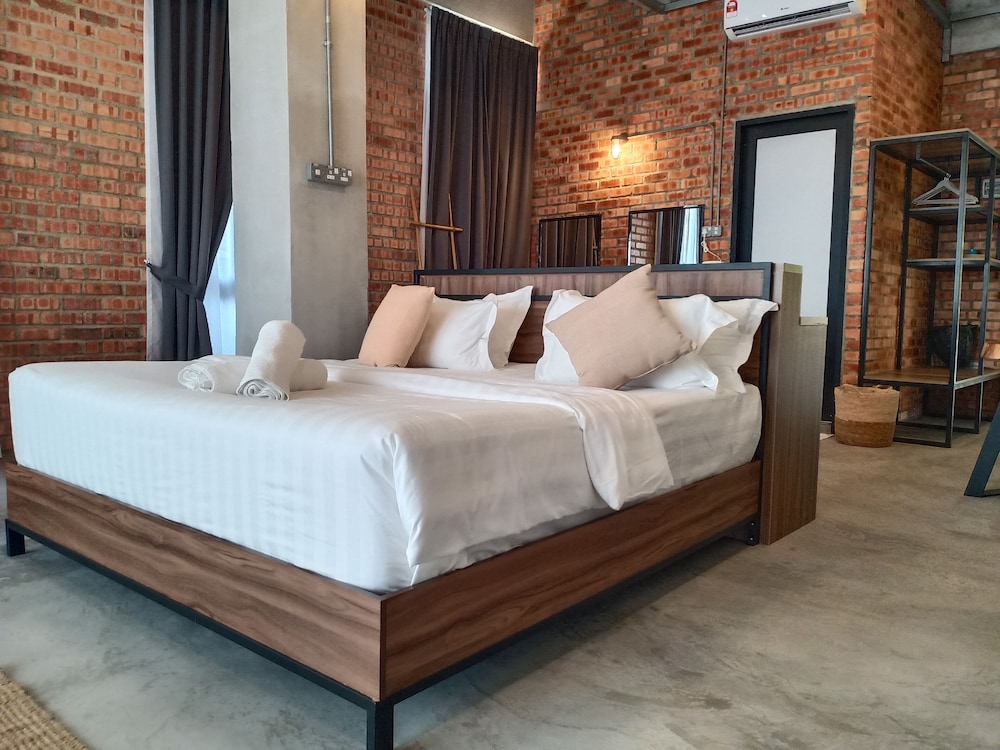 Panoramic Room with Balcony - Photo 1
