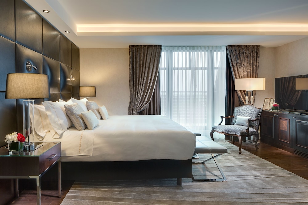 Superior Room, 1 King Bed - Photo 2
