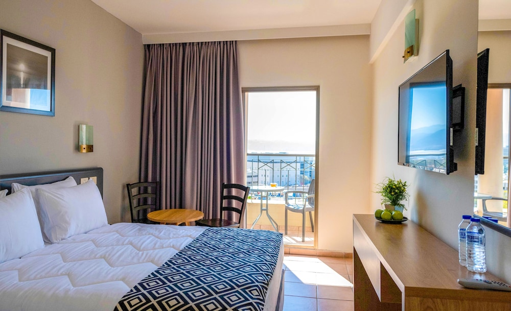 Comfort Double Room, Balcony, Pool View photo 2