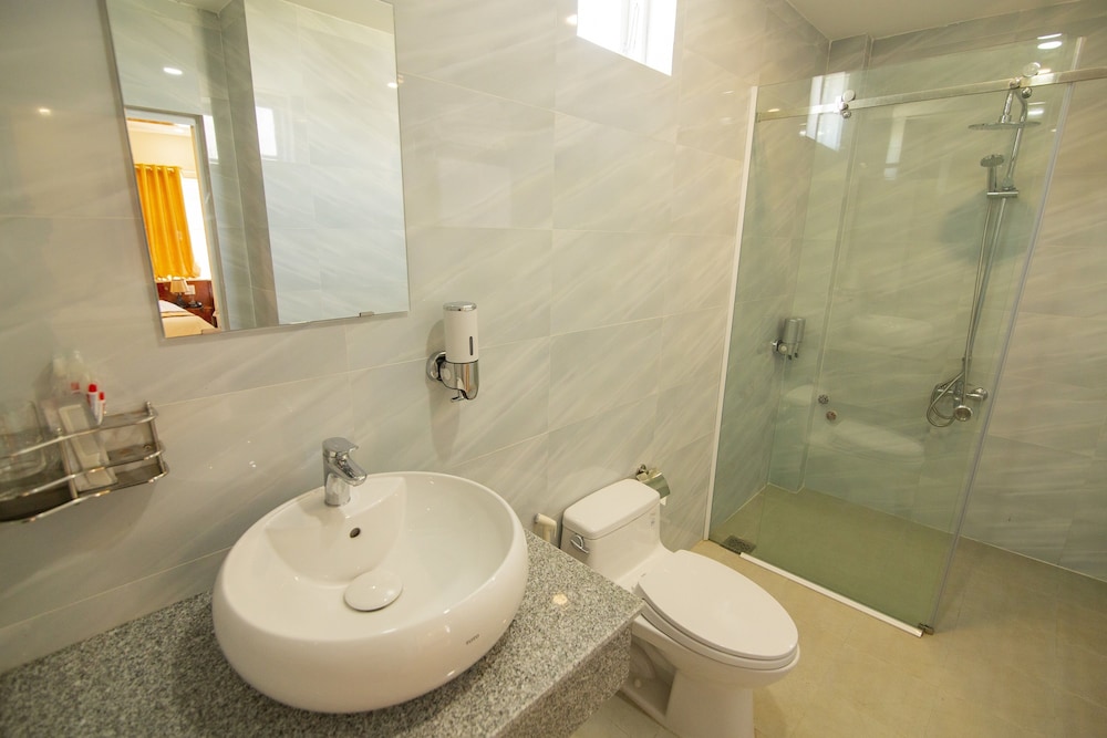 Double or Twin Room - Photo 5