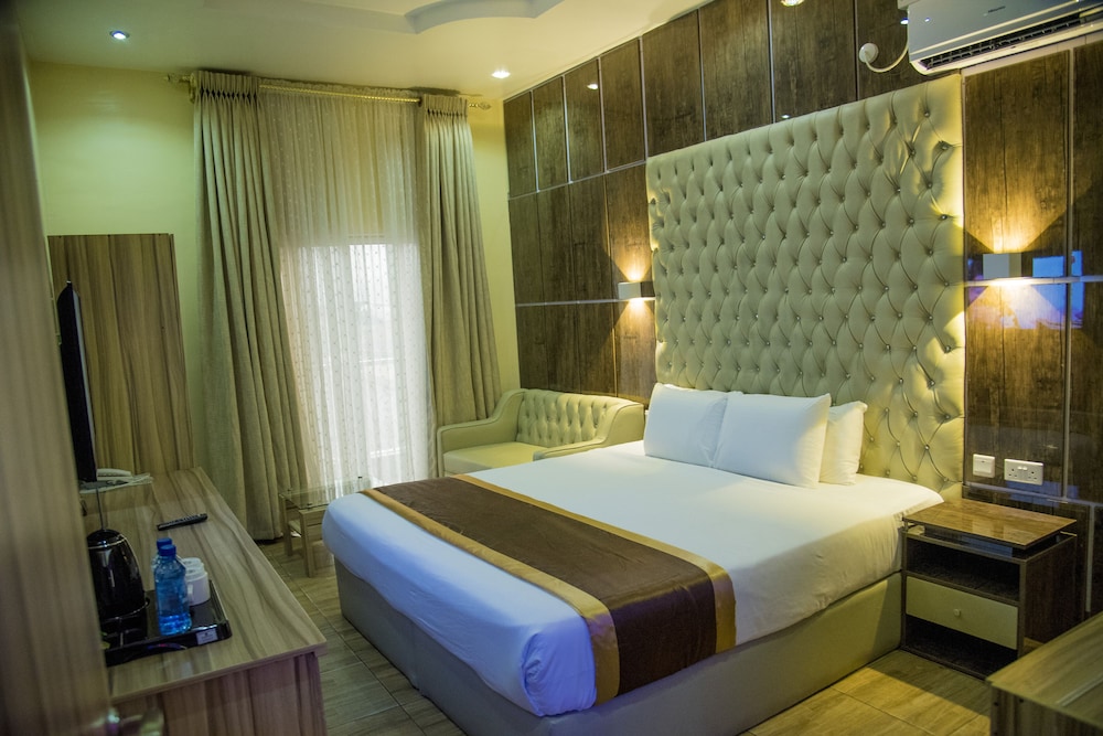 Executive Suite, 1 King Bed photo 1