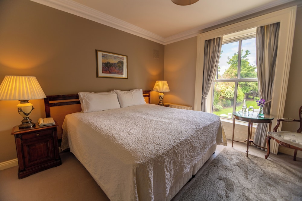 Deluxe Double or Twin Room photo 1