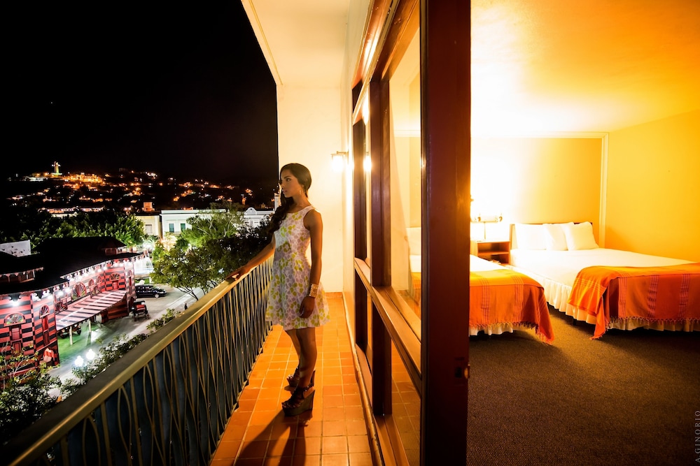Deluxe Single Room - Photo 1