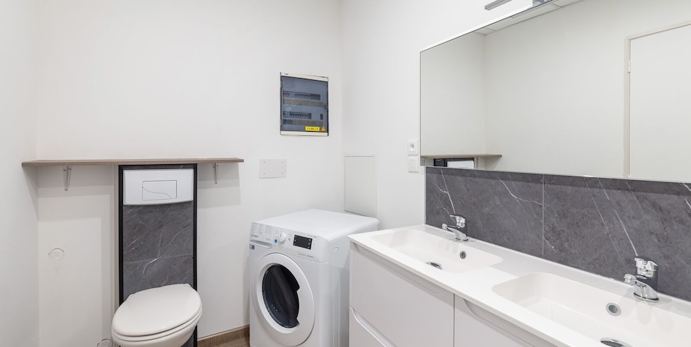 Premium Apartment photo 2