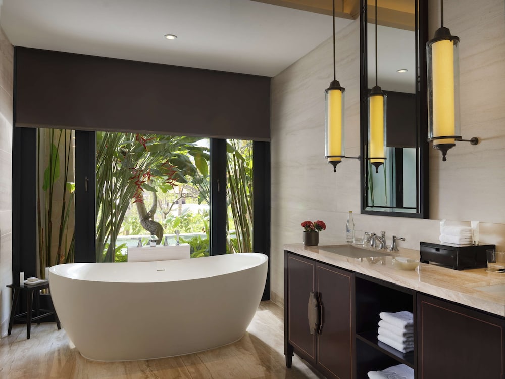 Deluxe Room, 1 Bedroom, Pool Access, Garden View (Lagoon) - Photo 7