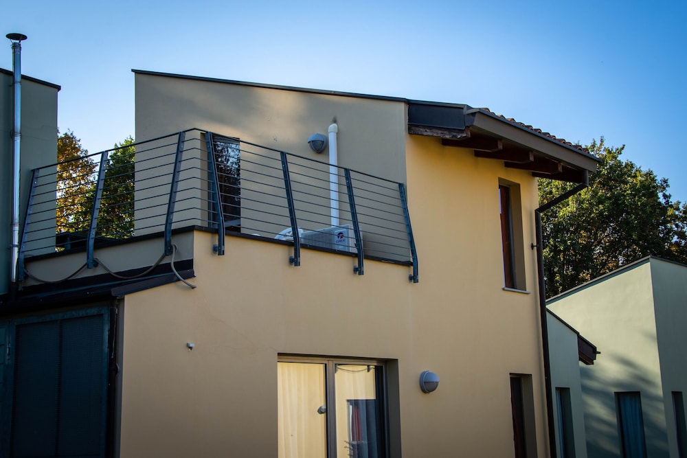 Huone Vieraiden Huone - Alba Village Hotelli Huone Twin Sängyt, Kuva 6