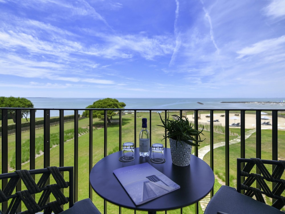 Deluxe Room, 1 King Bed, Terrace, Ocean View