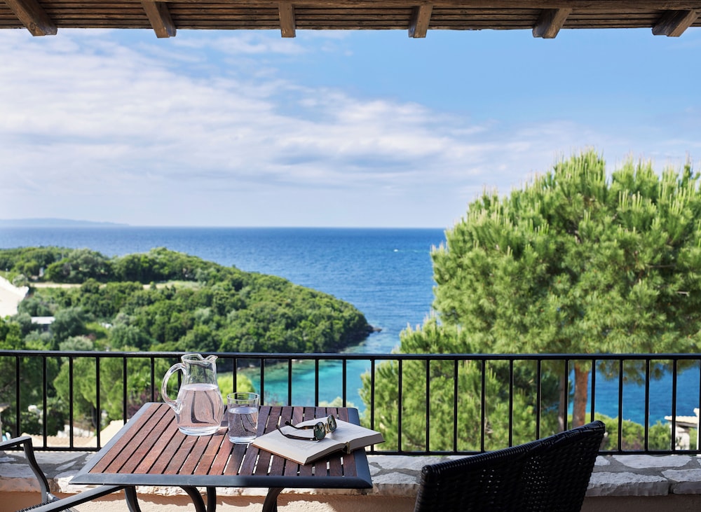 Superior Suite, Sea View - Photo 6