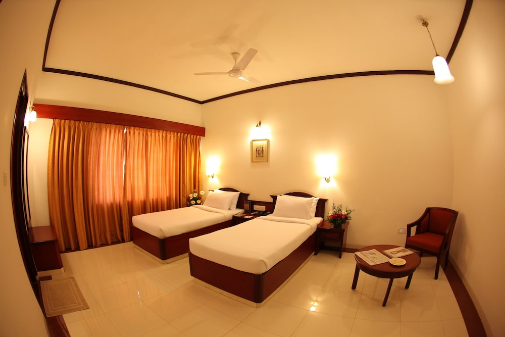 Superior Room, 1 Large Twin Bed, Non Smoking, Private Bathroom photo 3