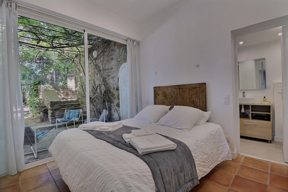 Business Apartment photo 1