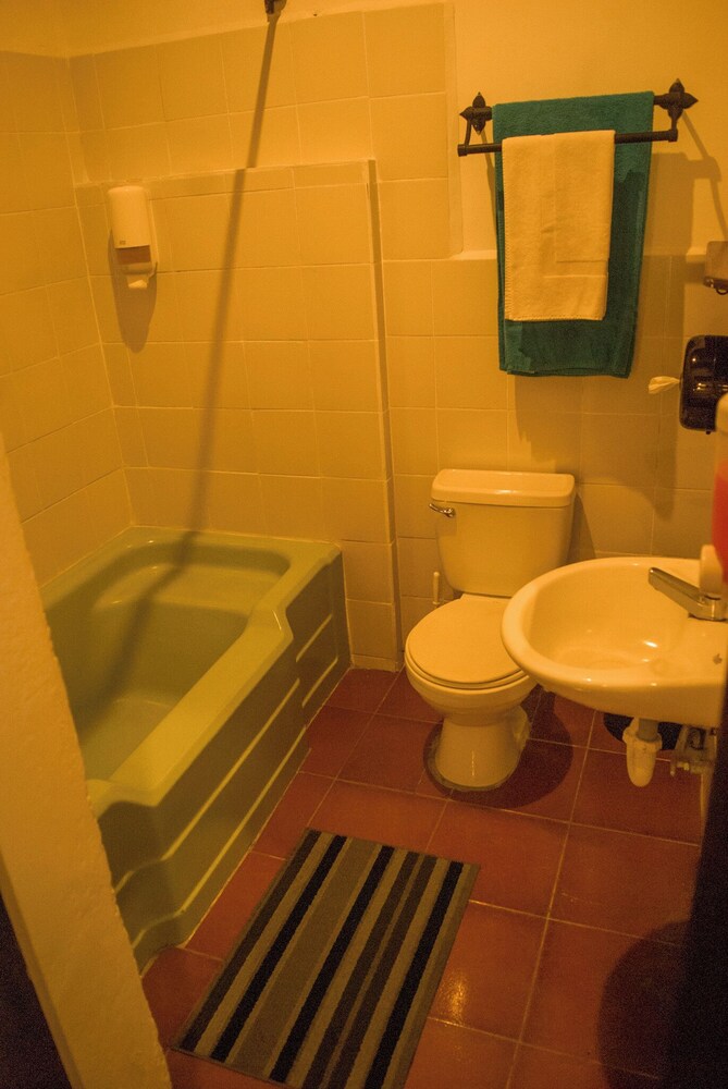 Basic Room photo 3