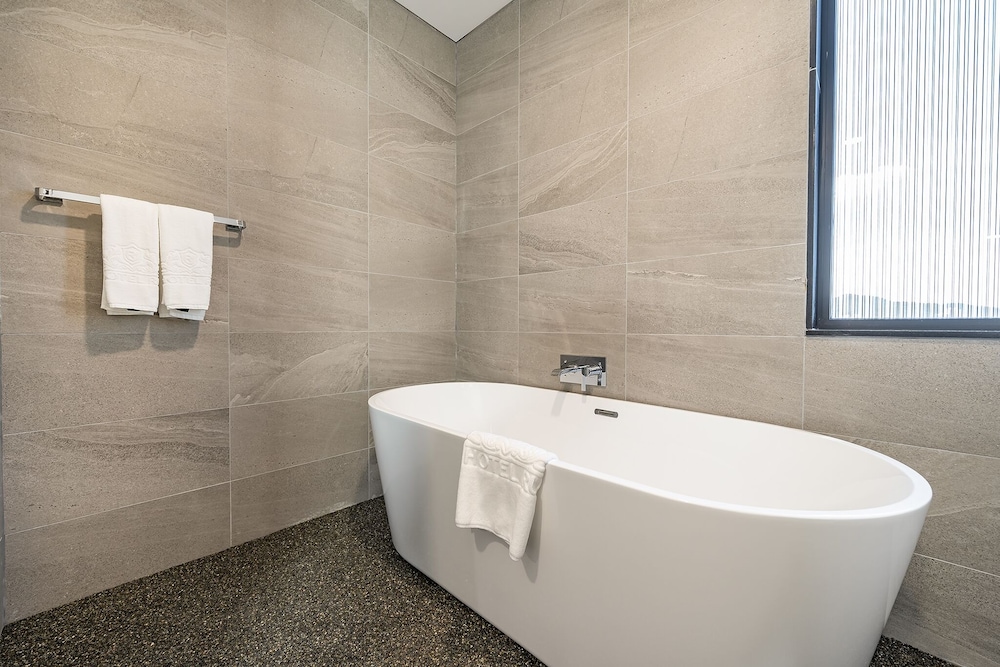 Royal Suite - Photo 3