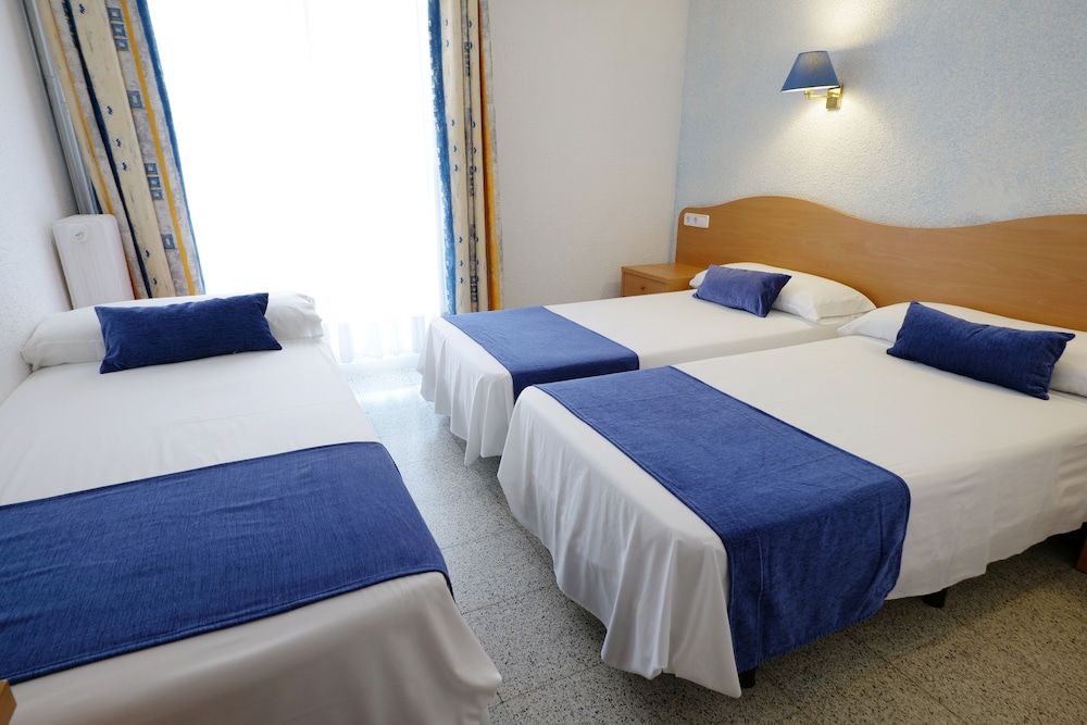 Triple Room (Triple Interior) - Photo 1
