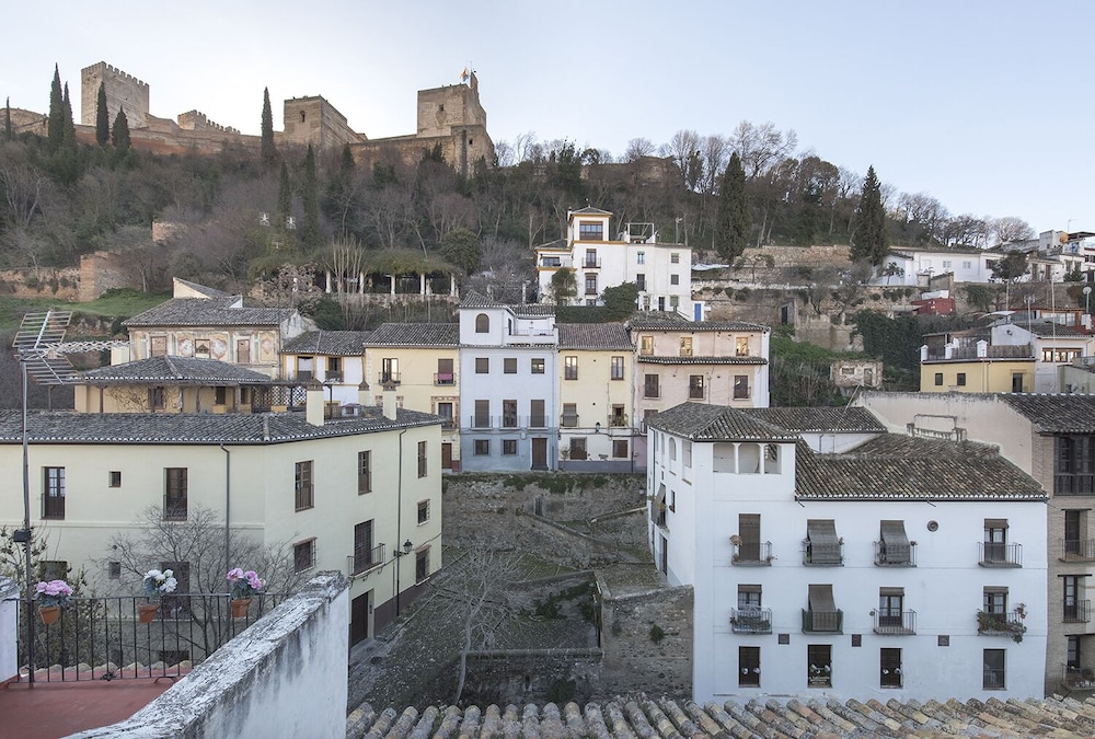 Suite (Alhambra View) - Photo 11