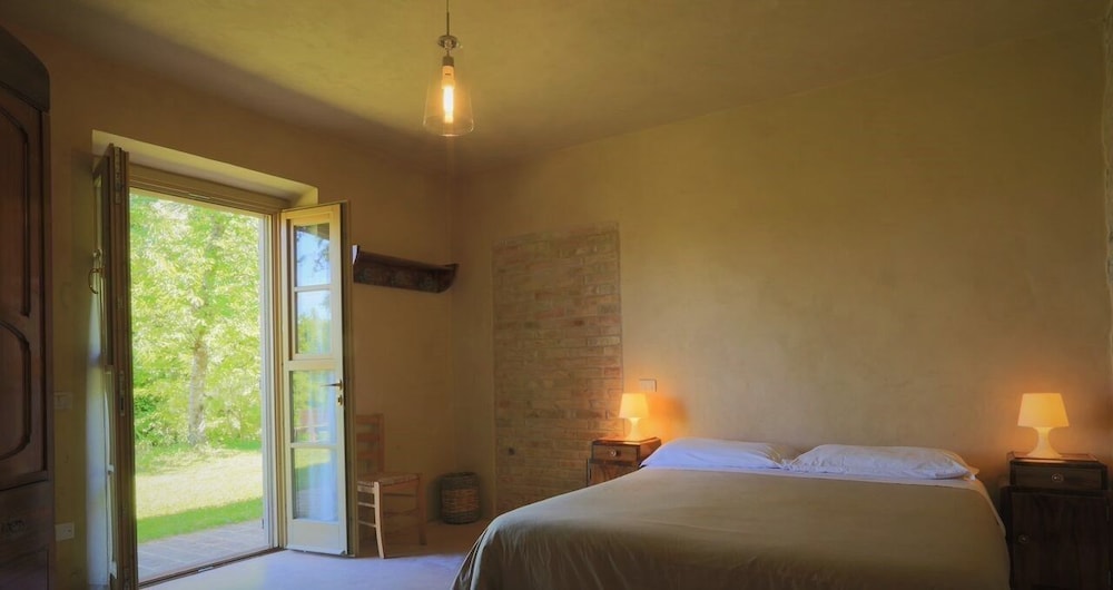 Economy Double Or Twin Room, Garden View photo 1