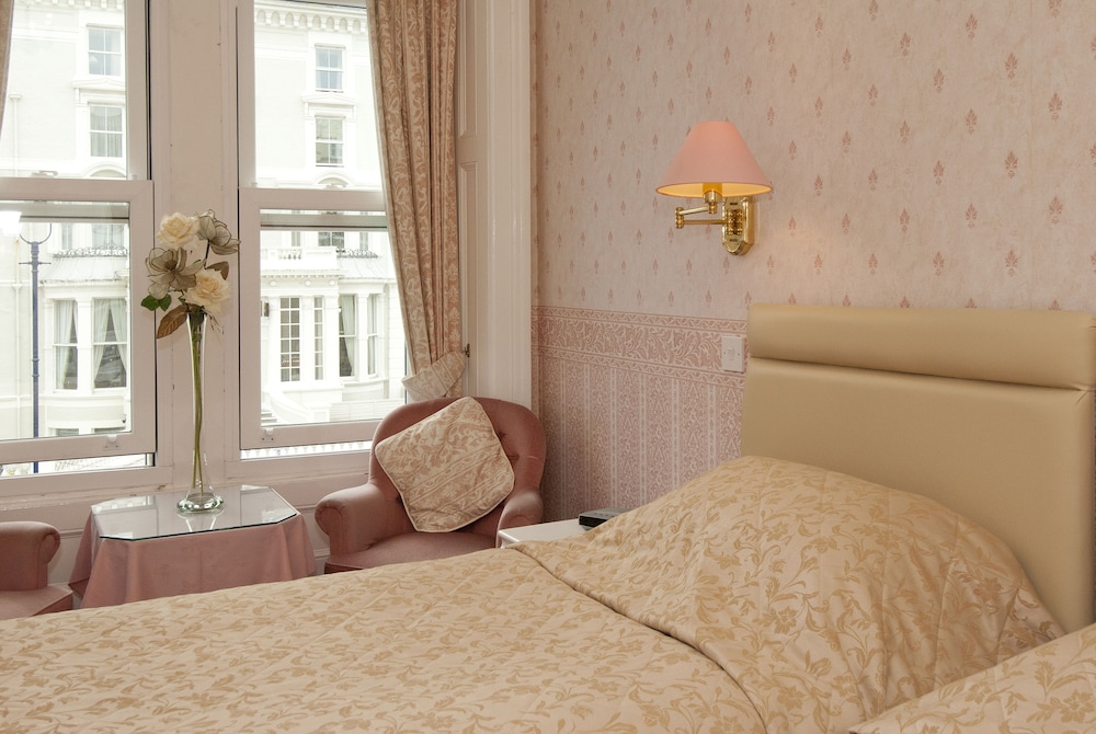 Side Sea View - Twin Room photo 2