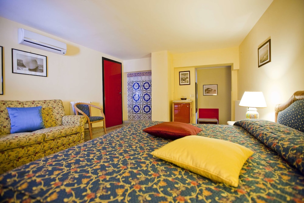 Deluxe Room, 1 Double Bed