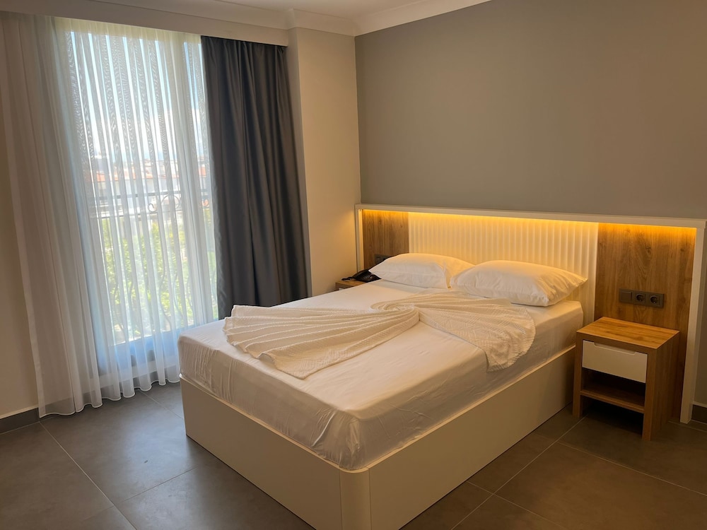 Standard Room, Garden View