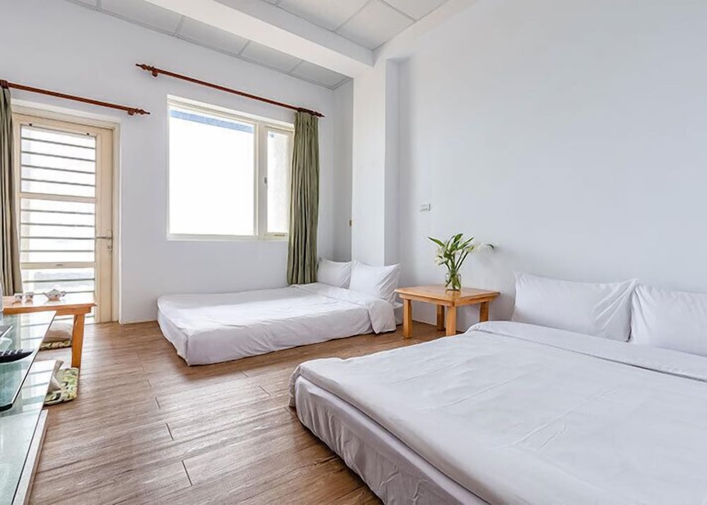 Quadruple Room, Ocean View photo 2