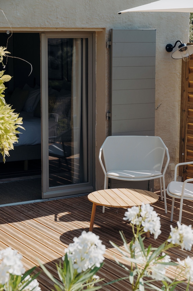 Classic Double or Twin Room, Terrace photo 3
